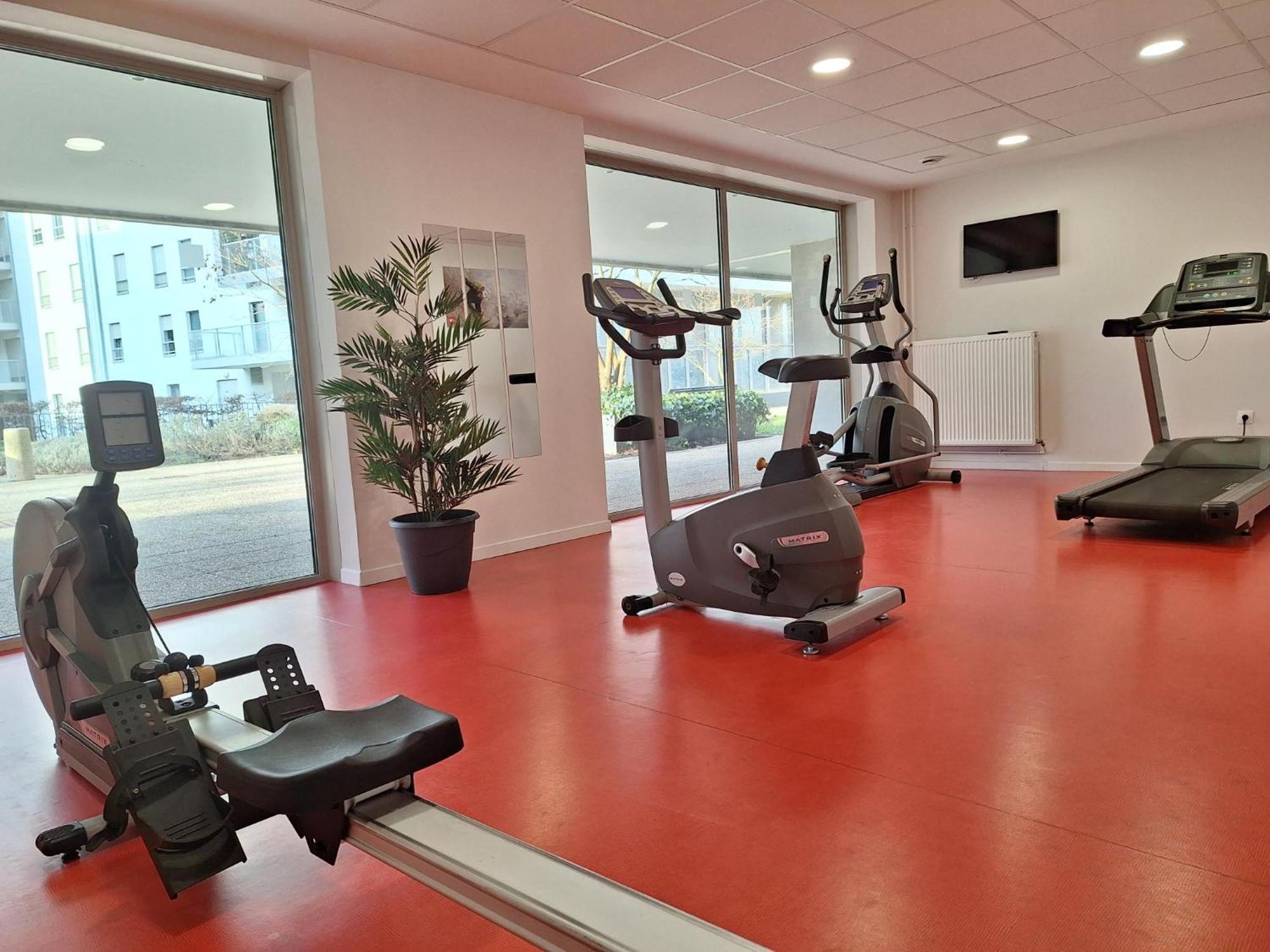 Appart Hotel Odalys City Metz Manufacture Екстер'єр фото