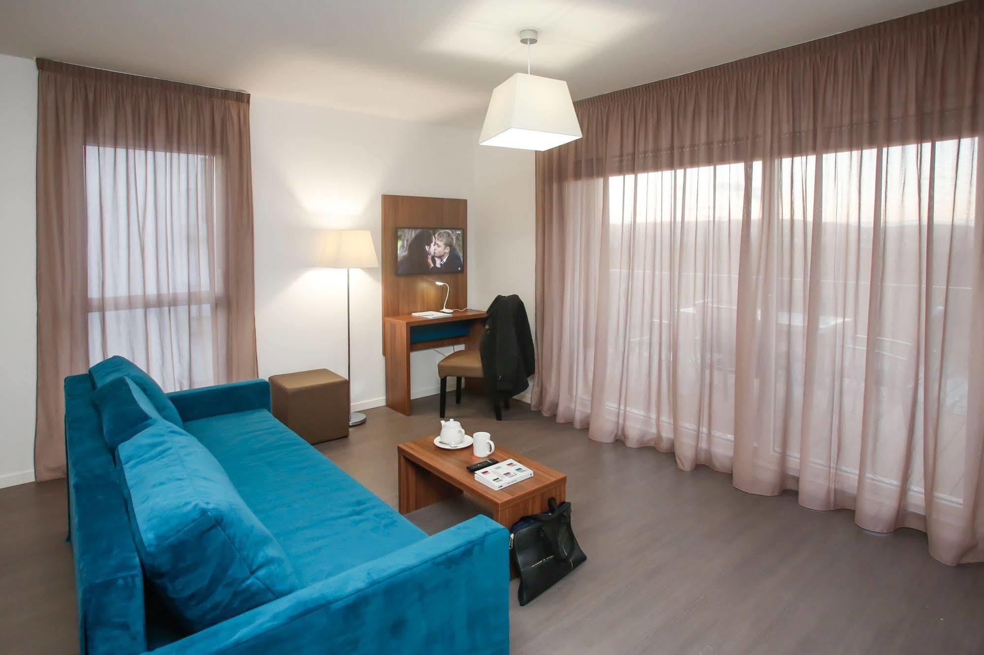 Appart Hotel Odalys City Metz Manufacture Екстер'єр фото