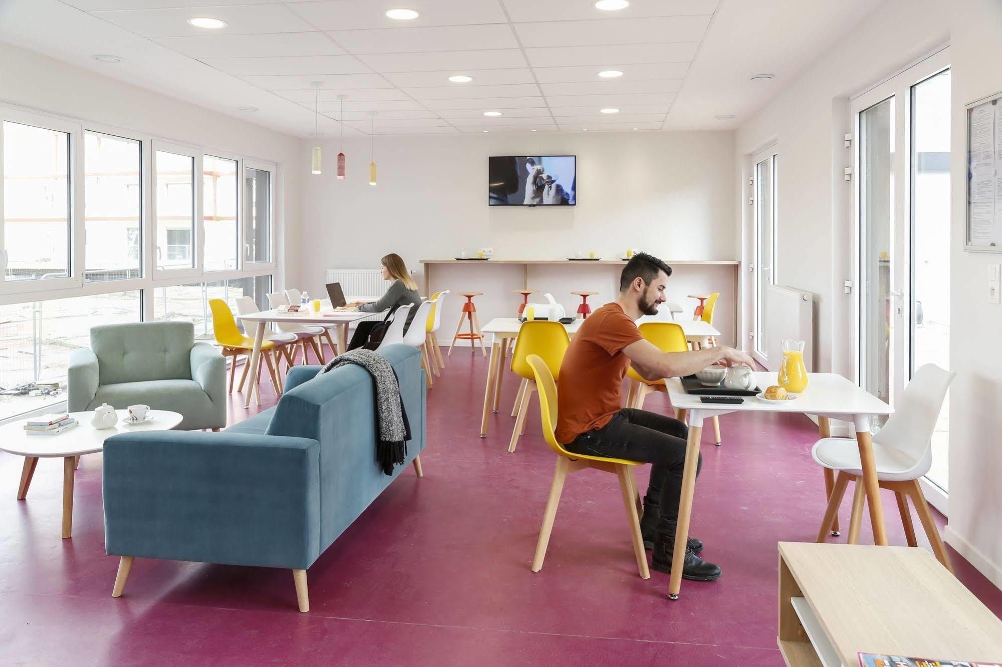 Appart Hotel Odalys City Metz Manufacture Екстер'єр фото